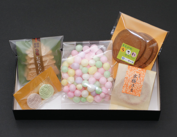 丸亀謹製 お城の町の甘いもん
